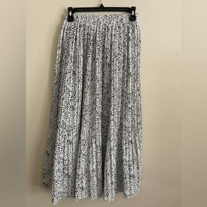 Black and white polka dot midi skirt pleated chiffon